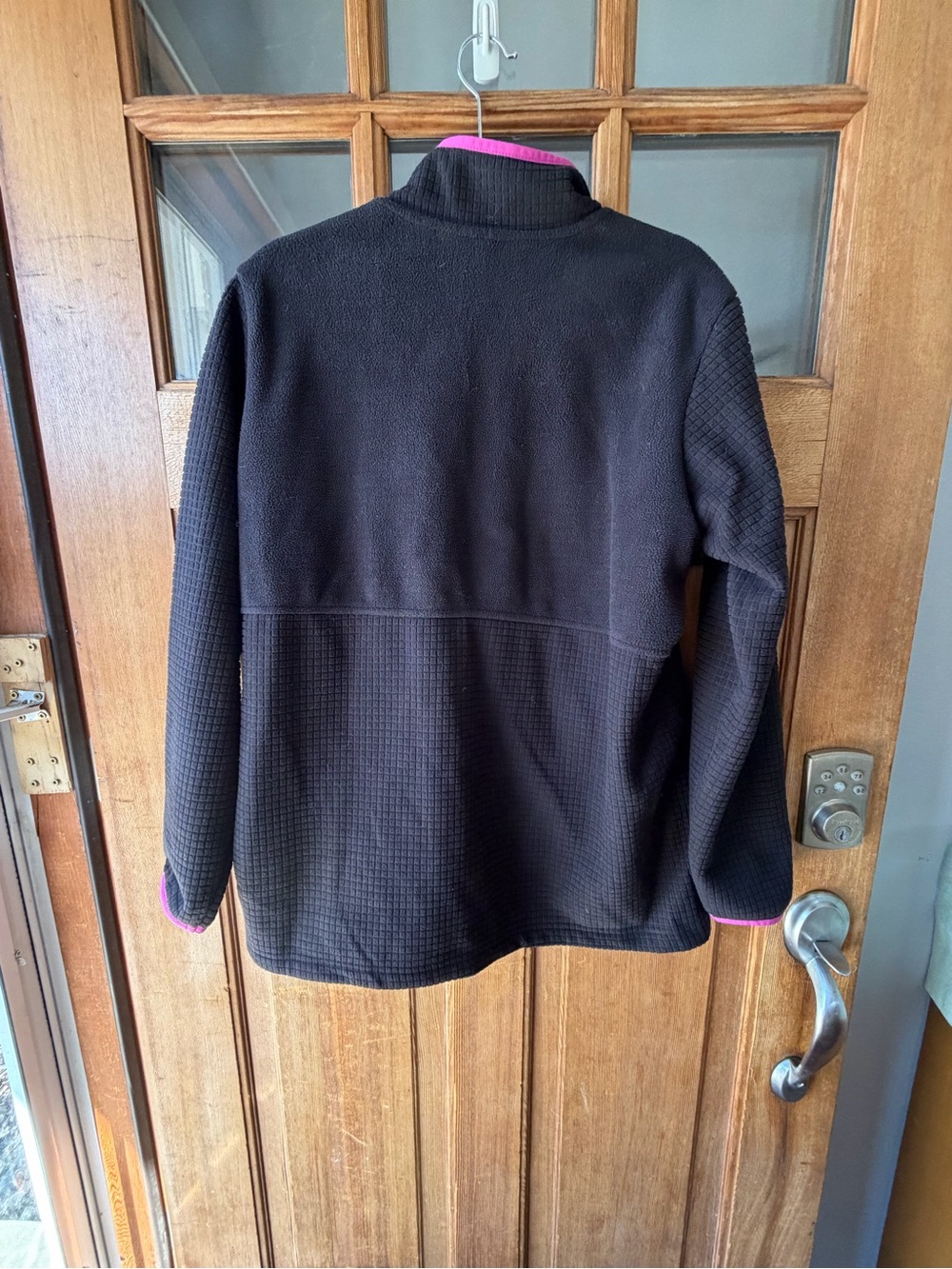Lands' End ladies Black Fleece Jacket with Pink Trim - Picture 2 of 4